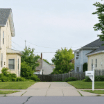 Voisinage et implantation : limites de propriété et usages locaux