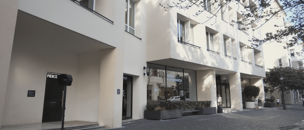 d&eacute;couvrez les adresses incontournables &agrave; ljubljana, soigneusement s&eacute;lectionn&eacute;es par l&rsquo;architecte pierre yovanovitch dans sa ville de c&oelig;ur, alliant design, culture et authenticit&eacute;.