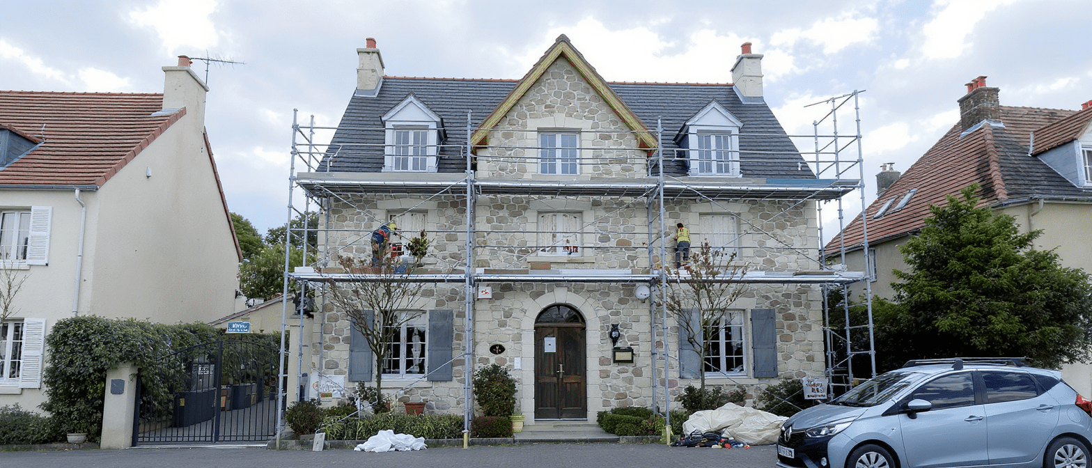 d&eacute;couvrez les meilleures techniques de ravalement de fa&ccedil;ade pour maison afin d'assurer un r&eacute;sultat durable et prot&eacute;ger efficacement votre habitat.