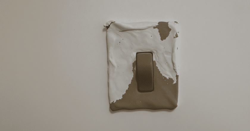 Métamorphosez vos interrupteurs grâce au DIY en argile autodurcissante