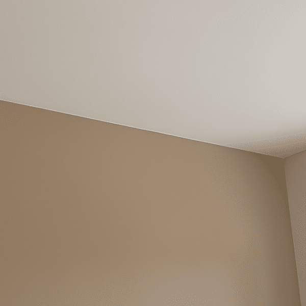 Cloud capping : des murs colorés et un plafond blanc pour transformer la pièce