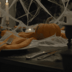 idées astucieuses pour dresser une table d’Halloween aussi festive qu’effrayante