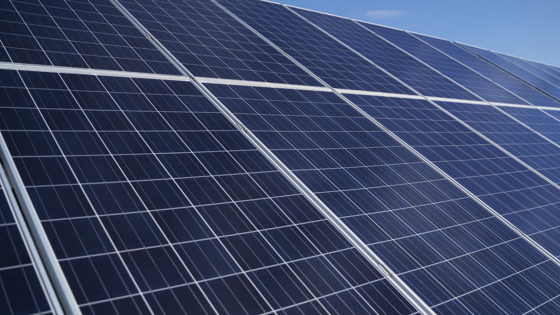 Top 3 des meilleurs installateurs de panneaux solaires à Toulon et ses environs
